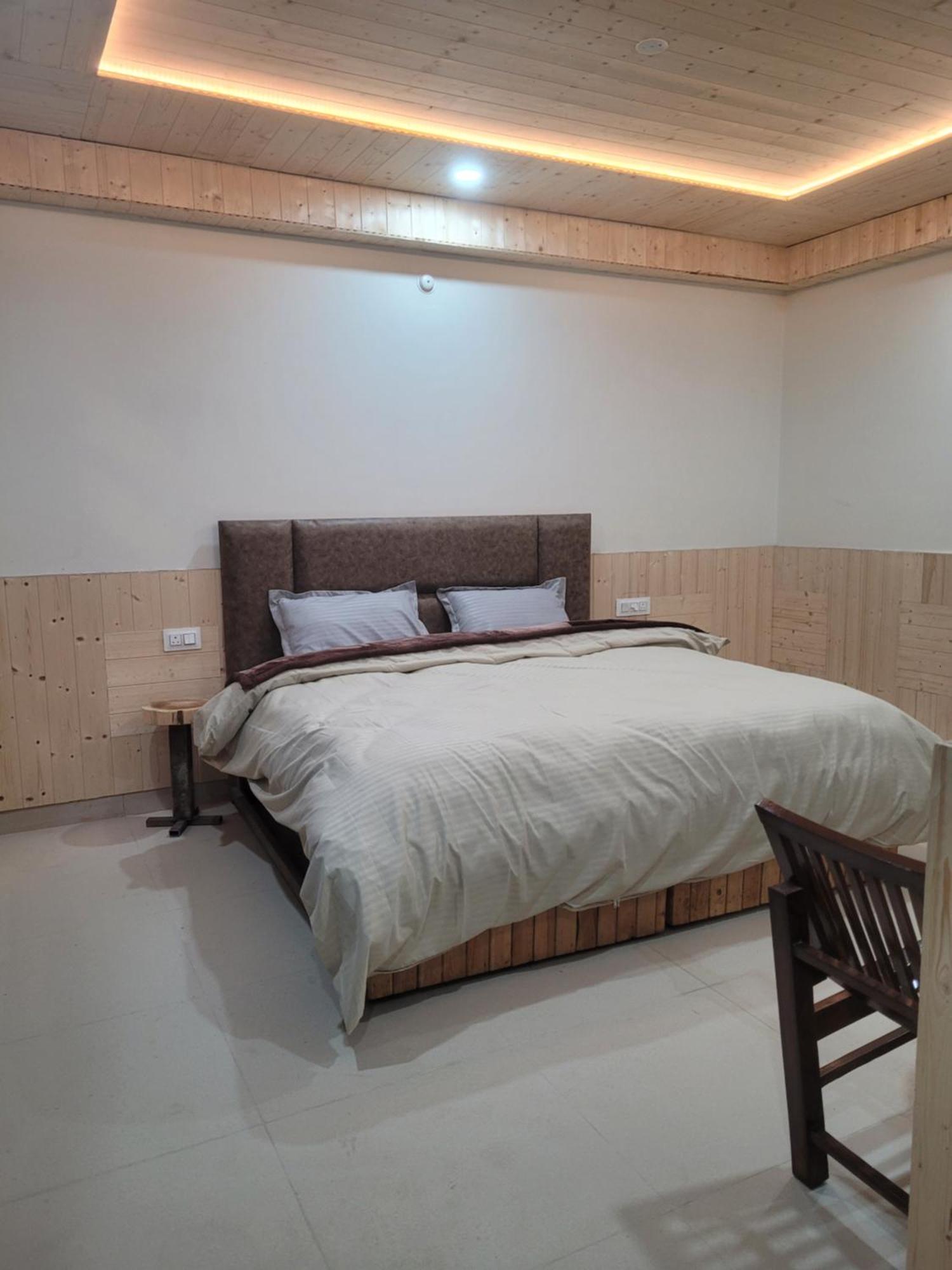 Whoopers Hostel Kasol Εξωτερικό φωτογραφία