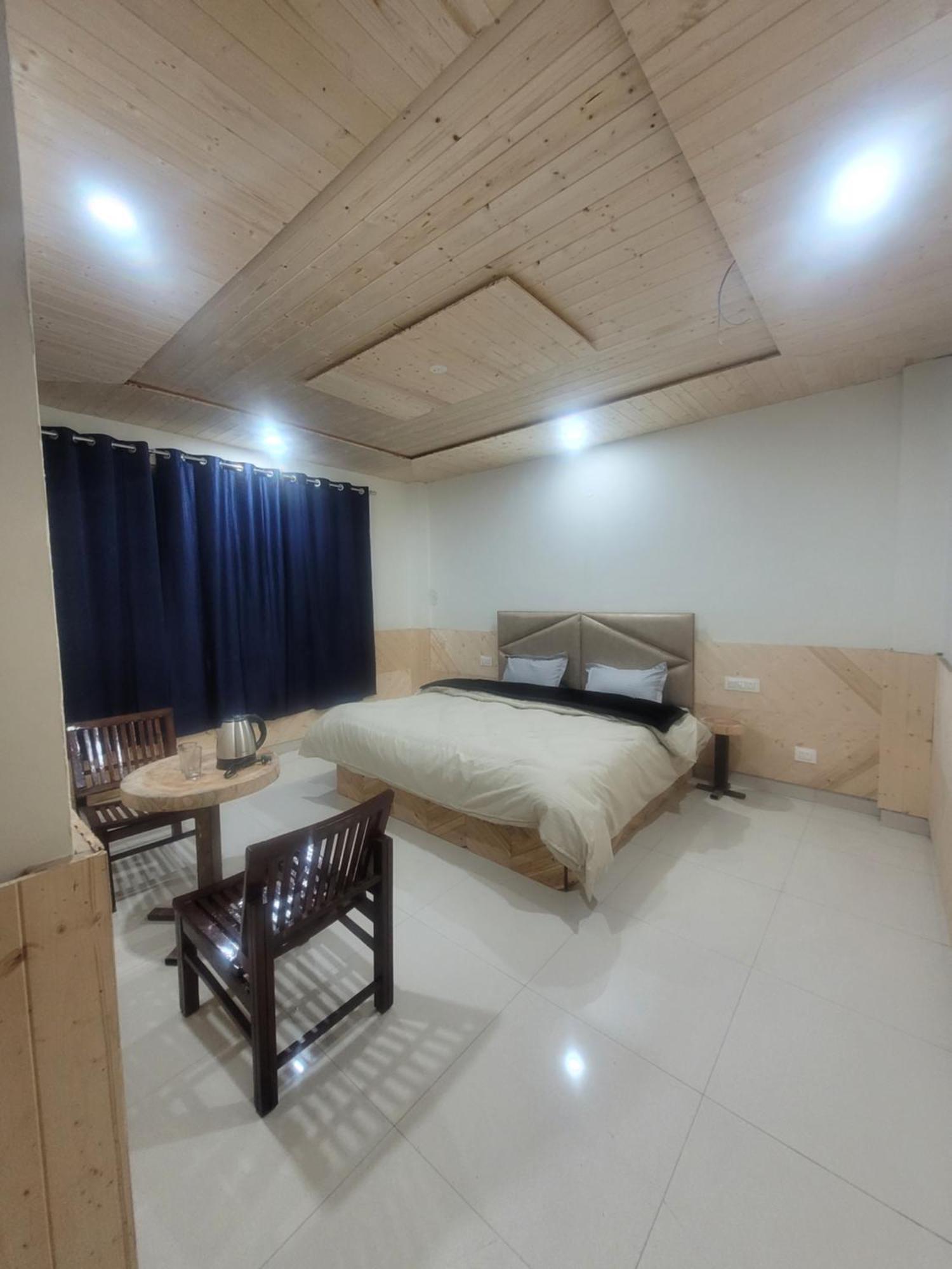 Whoopers Hostel Kasol Εξωτερικό φωτογραφία